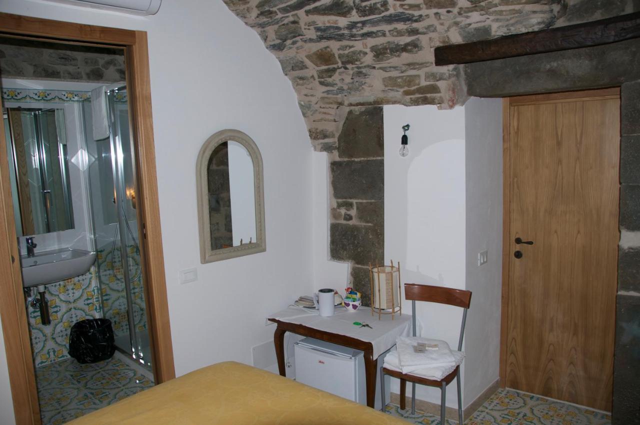 La Croce Dei Templari - Very Central With Parking - Hotel Riomaggiore Bagian luar foto